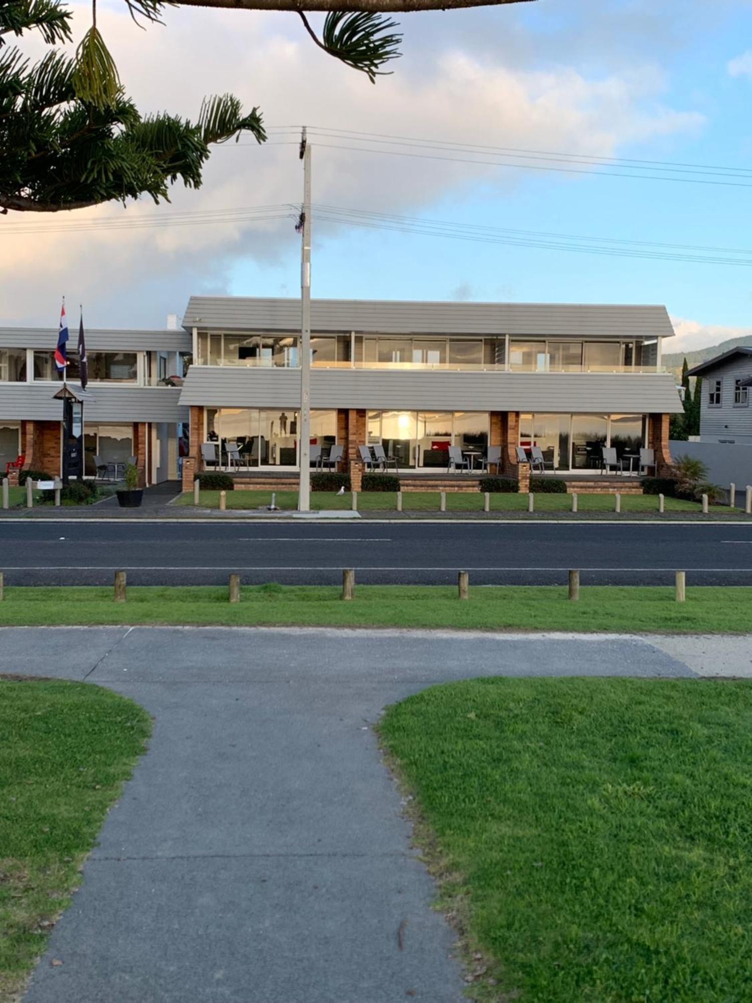 Motel The Oceanside 4*