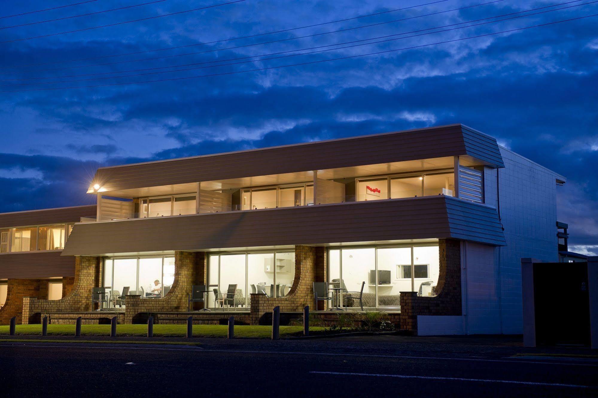 The Oceanside Motel Whitianga